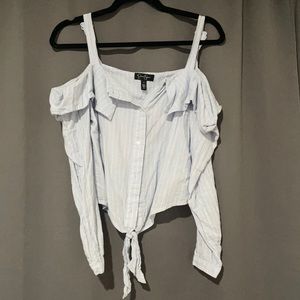 blue/white Jessica Simpson shirt